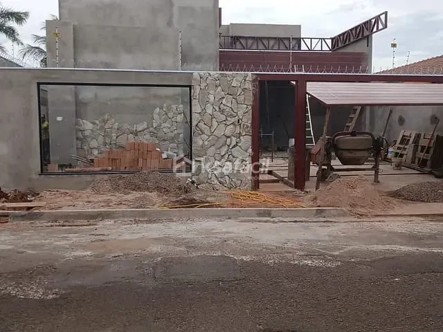 Casa com 360m² 3 quartos e 2 banheiros, à venda, no bairro Jardim Monte Líbano em Campo Grande