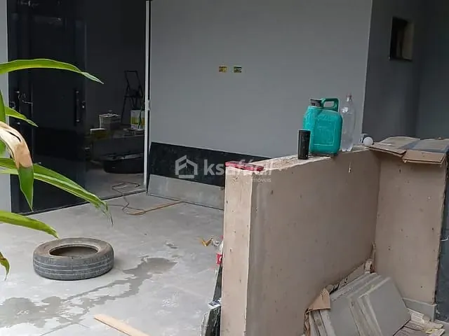 Casa com 360m² 3 quartos e 2 banheiros, à venda, no bairro Universitário em Campo Grande