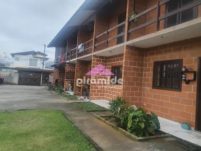 Casa com 103m² 2 quartos e 2 banheiros, à venda, no bairro Pontal de Santa Marina em Caraguatatuba