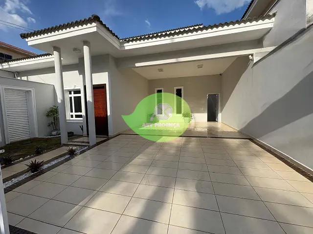 Casa com 384m² 4 quartos e 5 banheiros, à venda ou para alugar, no bairro Jardim Pagliato em Sorocaba