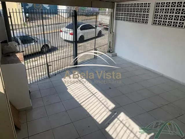 Casa com 196m² 3 quartos e 2 banheiros, à venda, no bairro Umuarama em Osasco