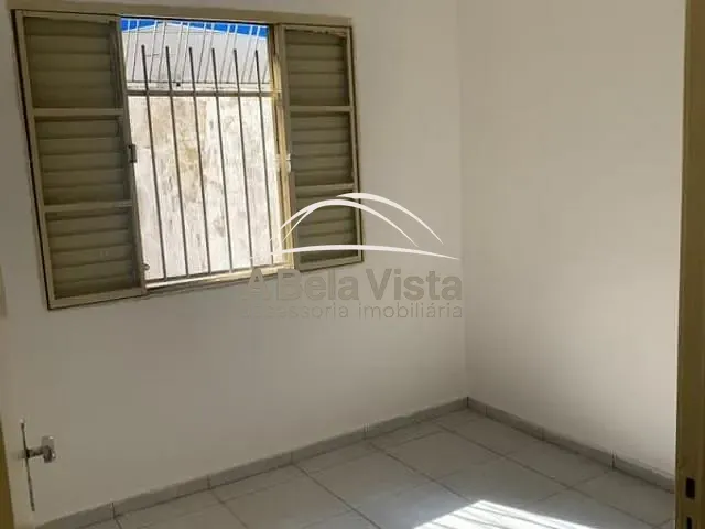 Casa com 196m² 3 quartos e 2 banheiros, à venda, no bairro Umuarama em Osasco