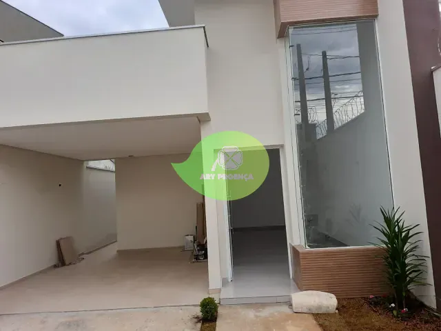 Casa 2 quartos e 2 banheiros, à venda, no bairro Jardim Nápoli em Sorocaba