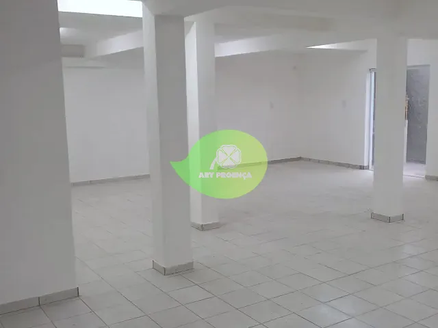 Casa 3 quartos e 4 banheiros, à venda ou para alugar, no bairro Parque Campolim em Sorocaba