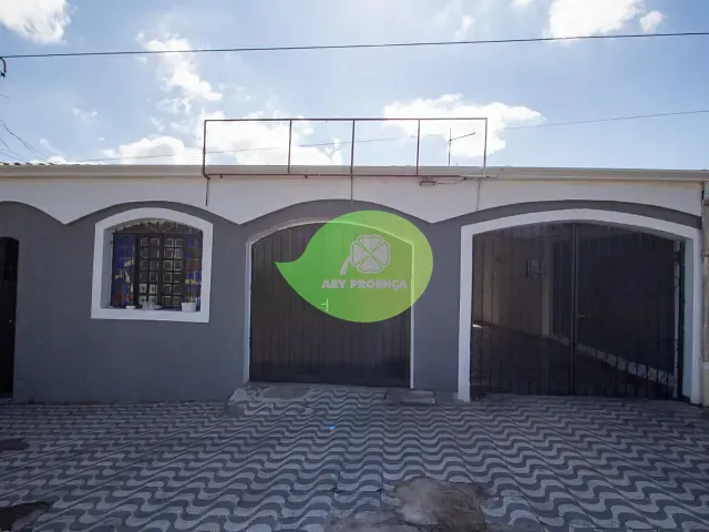 Casa com 250m² 3 quartos e 2 banheiros, para alugar, no bairro Parque das Laranjeiras em Sorocaba