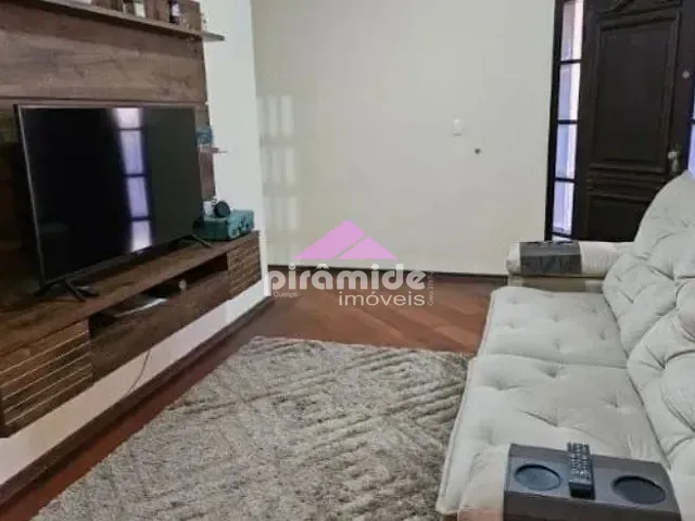 Casa com 205m² 3 quartos e 3 banheiros, à venda, no bairro Parque Independencia em São José dos Campos