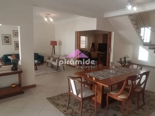 Casa com 636m² 5 quartos e 6 banheiros, à venda, no bairro Urbanova em São José dos Campos