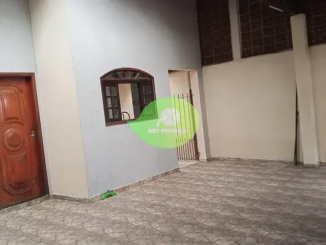 Casa 2 quartos e 2 banheiros, à venda ou para alugar, no bairro Wanel Ville em Sorocaba