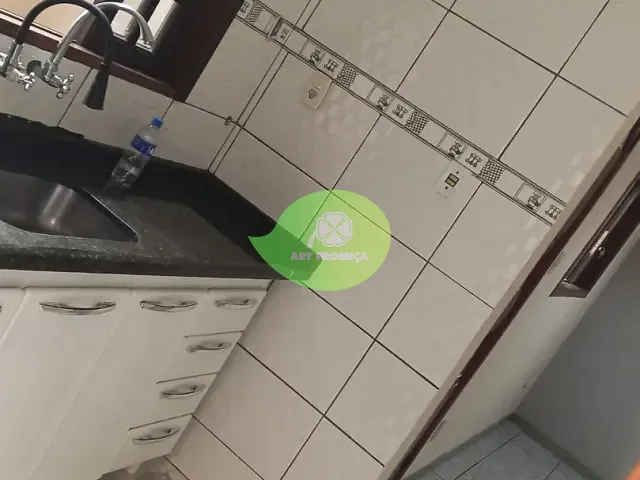 Casa 2 quartos e 2 banheiros, à venda ou para alugar, no bairro Wanel Ville em Sorocaba