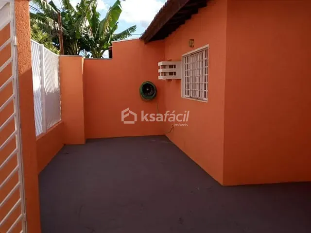 Casa com 200m² 3 quartos e 2 banheiros, à venda, no bairro Residencial Ana Maria do Couto em Campo Grande