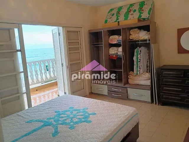Casa com 478m² 6 quartos e 7 banheiros, à venda, no bairro Massaguaçu em Caraguatatuba