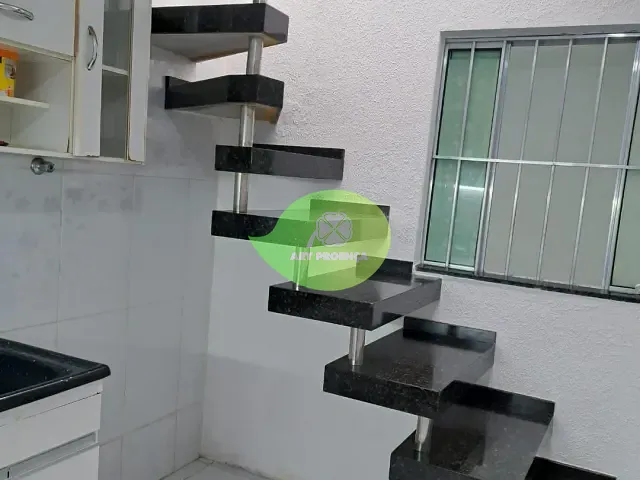 Casa 2 quartos e 2 banheiros, para alugar, no bairro Jardim Santa Catarina em Sorocaba