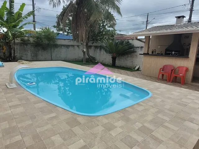 Casa com 500m² 3 quartos e 1 banheiro, à venda, no bairro Morro do Algodão em Caraguatatuba