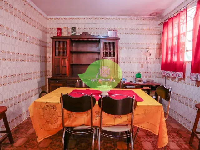 Casa com 280m² 3 quartos e 2 banheiros, à venda ou para alugar, no bairro Jardim dos Estados em Sorocaba