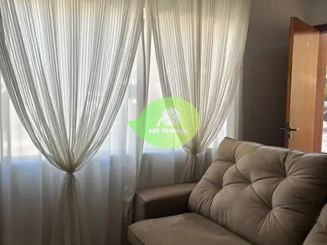 Casa com 200m² 4 quartos e 4 banheiros, à venda, no bairro Vila Jardini em Sorocaba