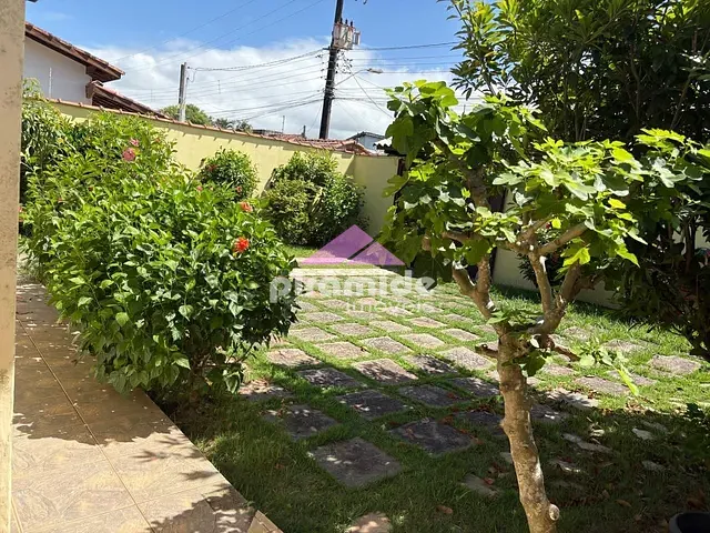 Casa com 450m² 2 quartos e 2 banheiros, à venda, no bairro Jardim Britânia em Caraguatatuba
