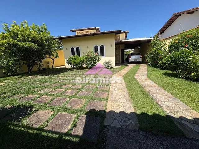 Casa com 450m² 2 quartos e 2 banheiros, à venda, no bairro Jardim Britânia em Caraguatatuba