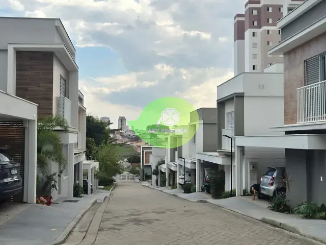 Casa 3 quartos e 5 banheiros, à venda, no bairro Jardim Residencial Martinez em Sorocaba