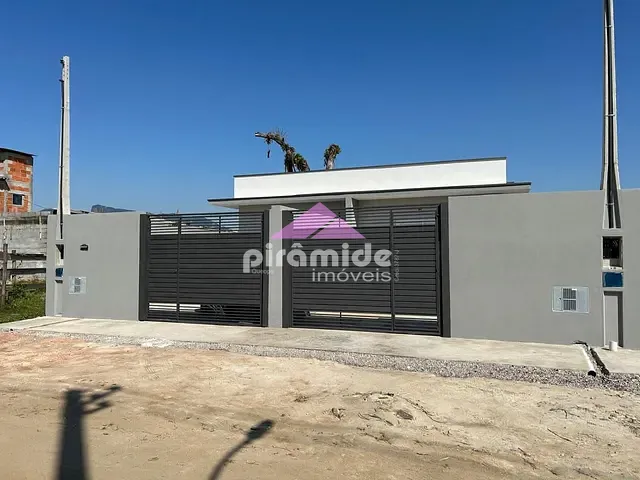 Casa com 180m² 3 quartos e 2 banheiros, à venda, no bairro Morro do Algodão em Caraguatatuba
