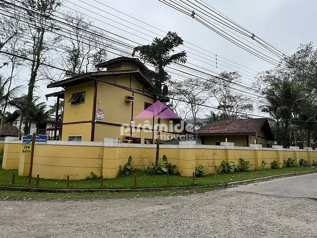 Casa com 1265m², à venda, no bairro Praia Dura em Ubatuba