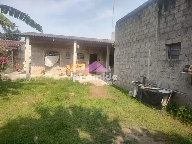 Casa com 415m² 3 quartos e 1 banheiro, à venda, no bairro Jardim das Gaivotas em Caraguatatuba