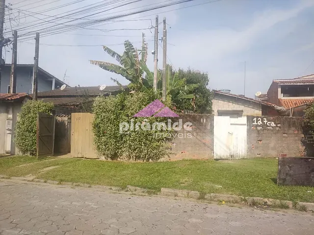 Casa com 415m² 3 quartos e 1 banheiro, à venda, no bairro Jardim das Gaivotas em Caraguatatuba