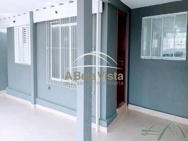 Casa com 250m² 3 quartos e 2 banheiros, à venda, no bairro Cipava em Osasco