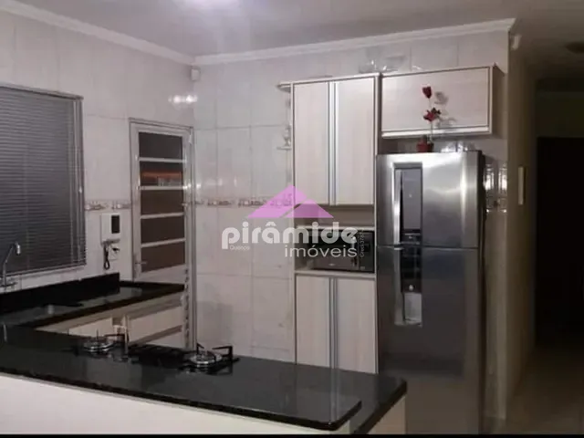 Casa com 162m² 3 quartos e 2 banheiros, à venda, no bairro Altos da Vila Paiva em São José dos Campos