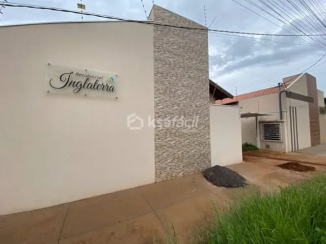 Casa 2 quartos e 1 banheiro, à venda, no bairro Vila Serradinho em Campo Grande