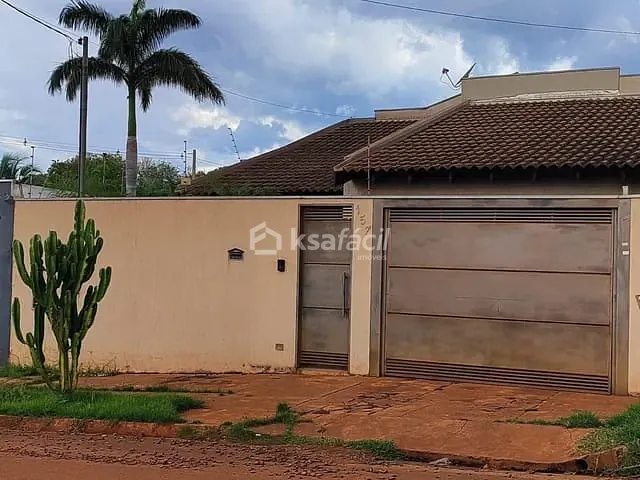 Casa com 250m² 3 quartos e 3 banheiros, à venda, no bairro Jardim das Nações em Campo Grande