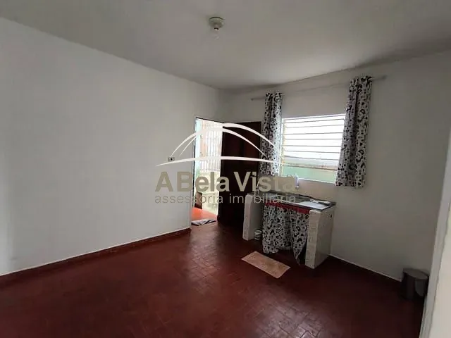Casa 1 quarto e 1 banheiro, para alugar, no bairro Bussocaba em Osasco