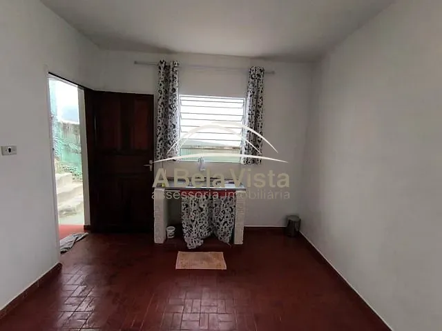 Casa 1 quarto e 1 banheiro, para alugar, no bairro Bussocaba em Osasco