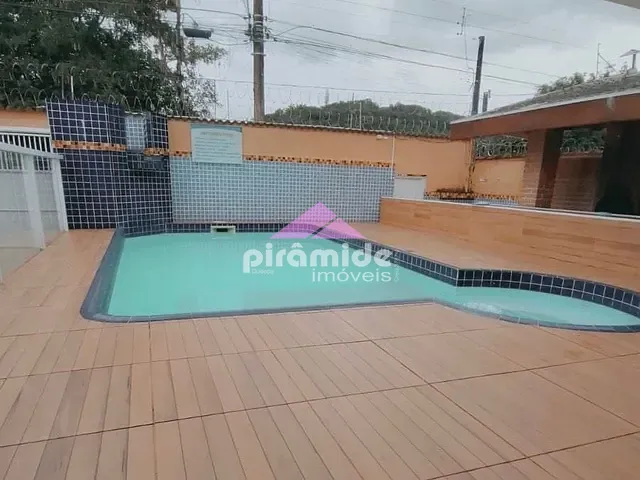 Casa com 360m² 4 quartos e 3 banheiros, à venda, no bairro Martim de Sá em Caraguatatuba