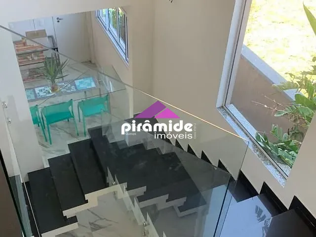 Casa com 313m² 3 quartos e 4 banheiros, à venda, no bairro Urbanova em São José dos Campos
