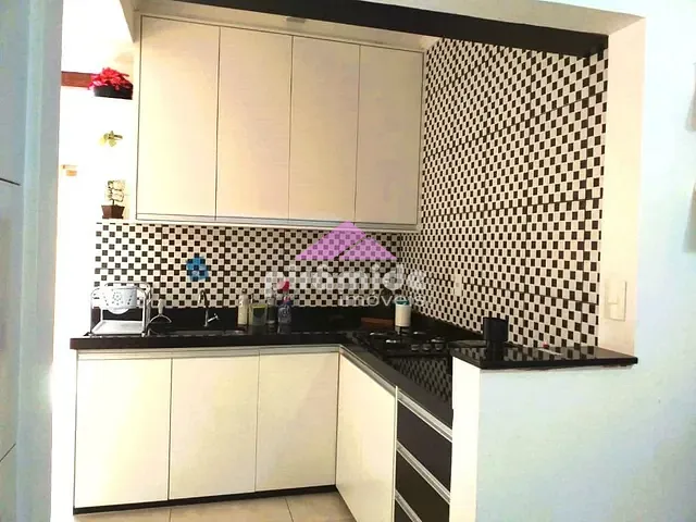 Casa com 157m² 4 quartos e 3 banheiros, à venda, no bairro Jardim das Indústrias em São José dos Campos