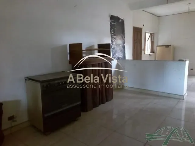 Casa com 302m² 4 quartos e 3 banheiros, à venda, no bairro Piratininga em Osasco