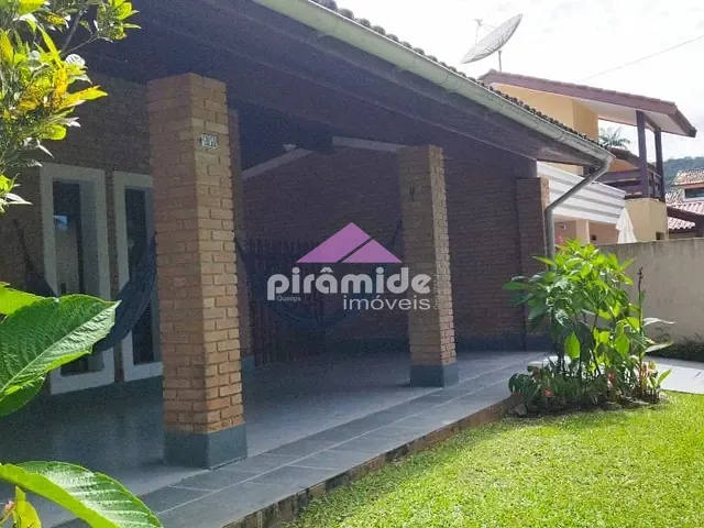 Casa com 377m² 4 quartos e 1 banheiro, à venda, no bairro Lagoinha em Ubatuba