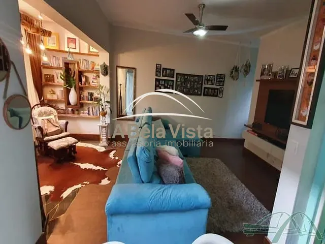 Casa com 330m² 2 quartos e 2 banheiros, à venda, no bairro Bela Vista em Osasco