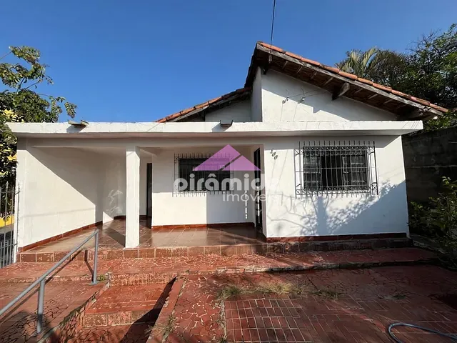Casa com 263m² 3 quartos e 1 banheiro, à venda, no bairro Jardim São Vicente em São José dos Campos