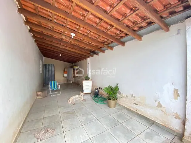 Casa com 360m² 3 quartos e 2 banheiros, à venda, no bairro Guanandi em Campo Grande