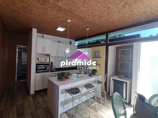 Casa com 354m² 3 quartos e 2 banheiros, à venda, no bairro Portal da Fazendinha em Caraguatatuba