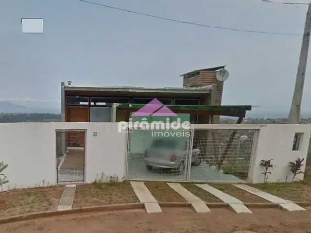 Casa com 354m² 3 quartos e 2 banheiros, à venda, no bairro Portal da Fazendinha em Caraguatatuba
