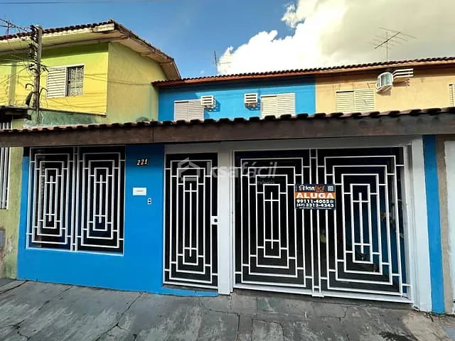 Casa 4 quartos e 2 banheiros, para alugar, no bairro Jardim Jockey Club em Campo Grande