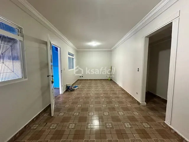 Casa 4 quartos e 2 banheiros, para alugar, no bairro Jardim Jockey Club em Campo Grande