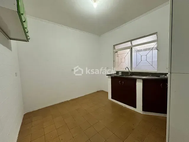 Casa 4 quartos e 2 banheiros, para alugar, no bairro Jardim Jockey Club em Campo Grande