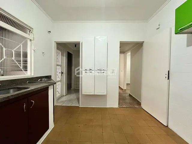 Casa 4 quartos e 2 banheiros, para alugar, no bairro Jardim Jockey Club em Campo Grande