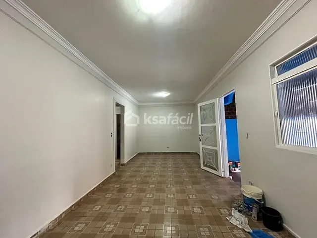 Casa 4 quartos e 2 banheiros, para alugar, no bairro Jardim Jockey Club em Campo Grande