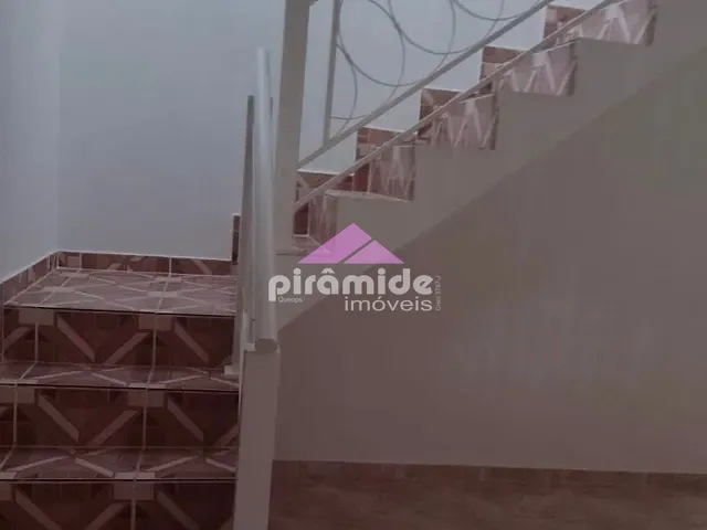 Casa com 150m² 4 quartos e 4 banheiros, à venda, no bairro Cidade Morumbi em São José dos Campos