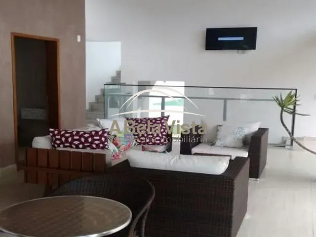 Casa com 178m² 5 quartos e 3 banheiros, à venda, no bairro Praia de Camburí em São Sebastião