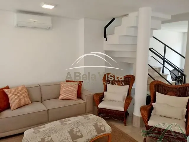 Casa com 178m² 5 quartos e 3 banheiros, à venda, no bairro Praia de Camburí em São Sebastião